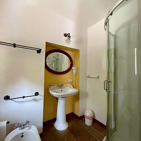 Le Sughere Рио-Марина